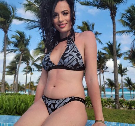 LunaLux ASMR art actress gallery