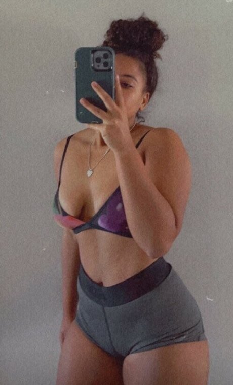 Maddsmaxjesty pornstar sexy image