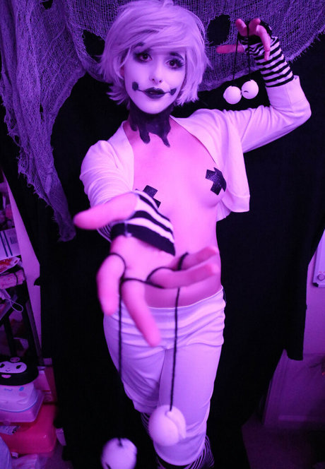 Medusadreams erotic model images