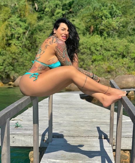 fe lemes_ sexy actress image