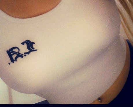 Missthi2 porn star images