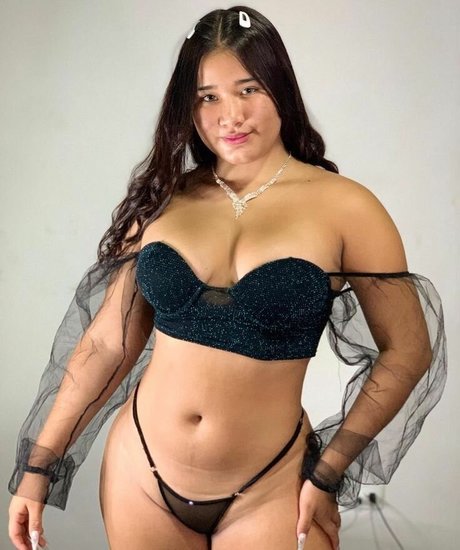 Paula Sarta star nude image