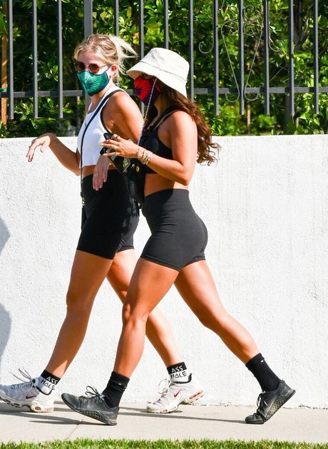 Vanessa Hudgens star pretty galleries