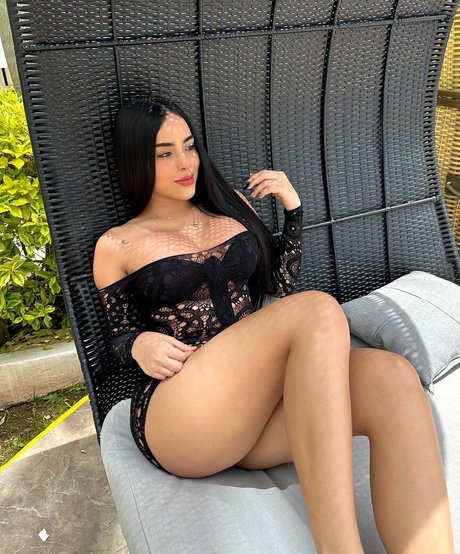 Gemeas Abello pornstar hot img