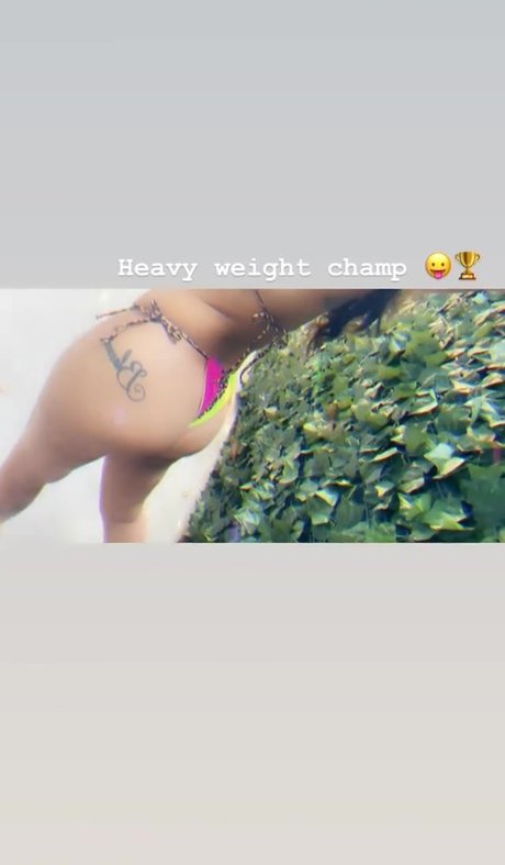 Ash Kaash nude star galleries