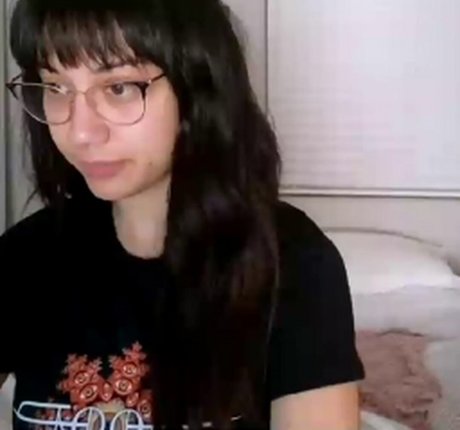 Delightfulhug nice model pictures