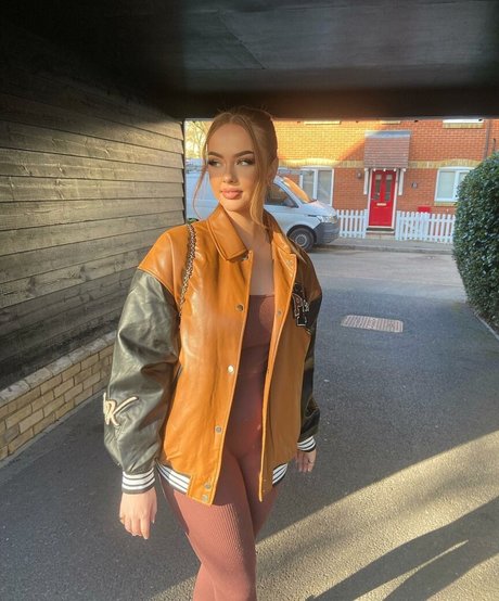 Neave Dare nice star pictures