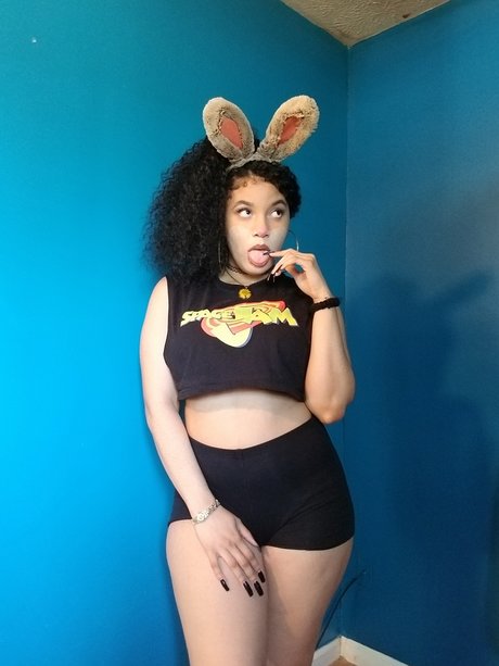 Animated Aja sexy actress images