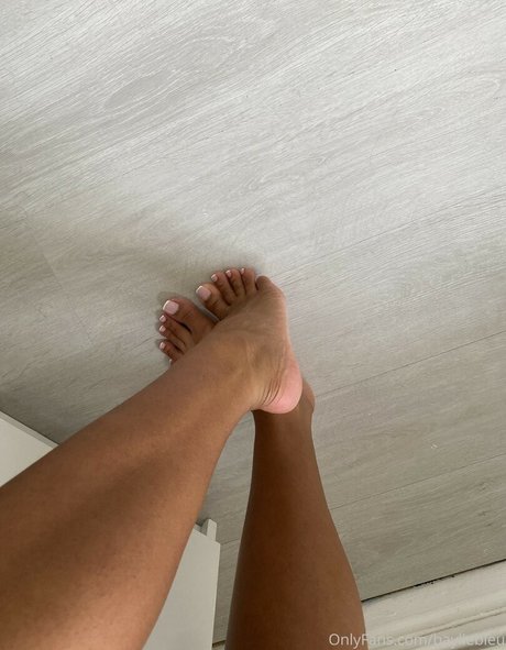 Bayliebleu erotic actress photo