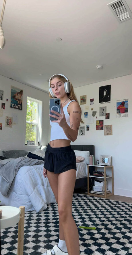 Anna Shumate star pretty photos