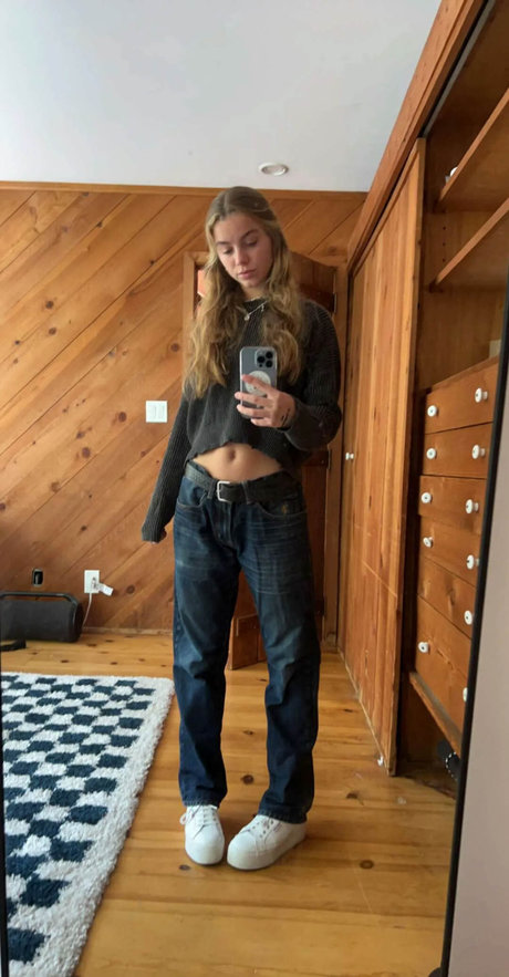 Anna Shumate star hot pictures