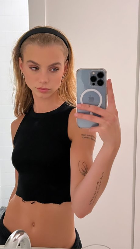 Anna Shumate model free pic