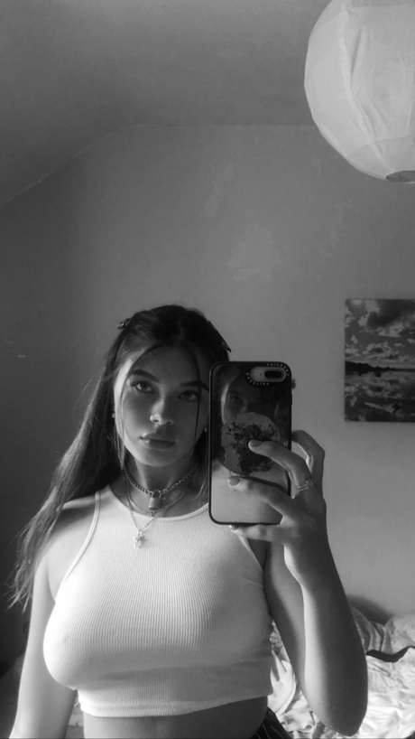 Ceara Maya_ model hd image