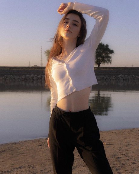 Dasha Taran_ model free pic