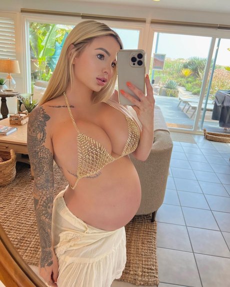 Jessica Weaver Cakes hot star pics