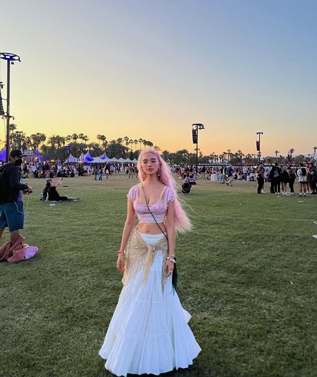 Sab Zada star pornographic gallery