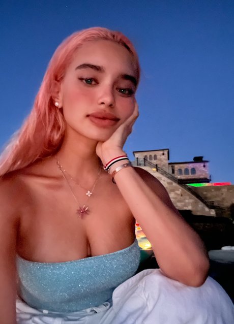 Sab Zada naked star pictures