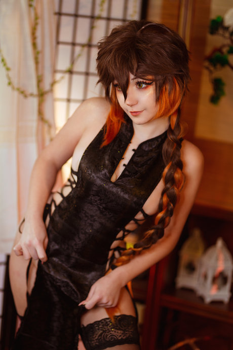 Mochichuu nudes model images