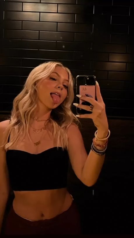 queen of spades onlyfans hot sexy photo