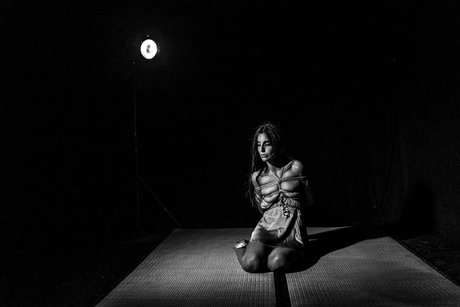 Aurora Mineo_ art model photo