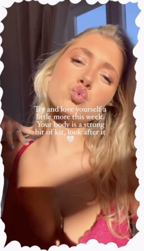 Hari Beavis star archive