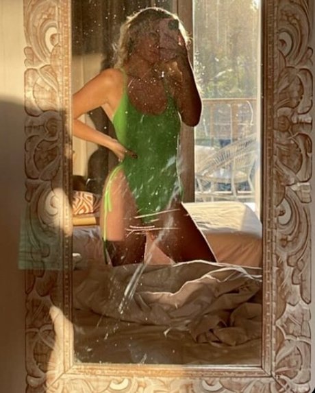 Hari Beavis pornstar beautiful images