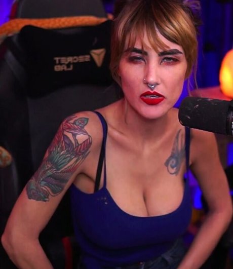 oiled tits onlyfans art porn pic