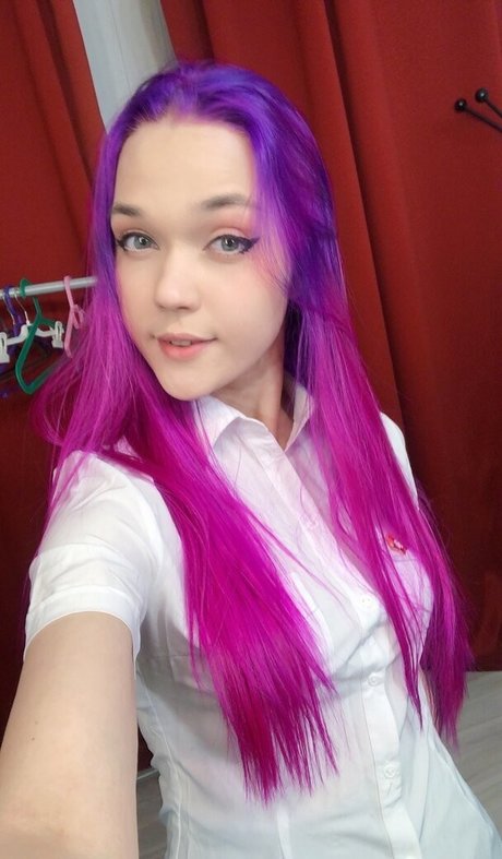 Ariadna Lobe naked pornstar pictures