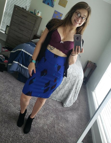 Queen Amber nudes pornstar archive