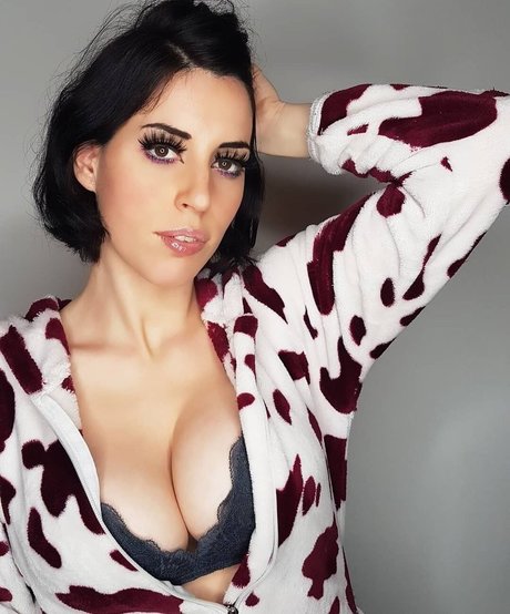 Lauramunay model exclusive photos