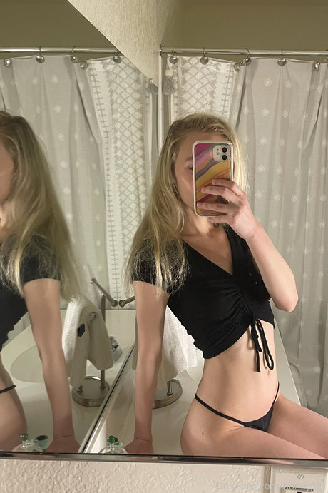 Honeyfig model sex images