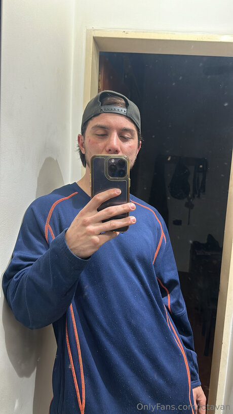 Jotajer model picture