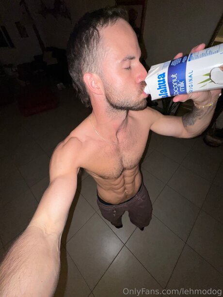 Lehmodog sexy star photos