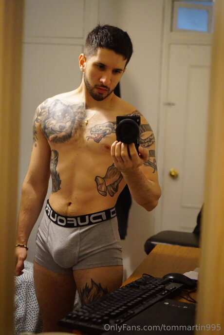 Tommartin995 pornstar art photo