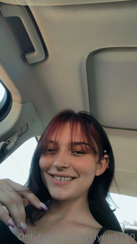 Ivylynn9750 pornstar naked img