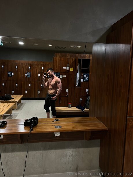 Manuelcruzz pornstar hot photos