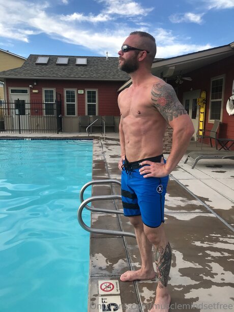 Musclemindsetfree model sexy img