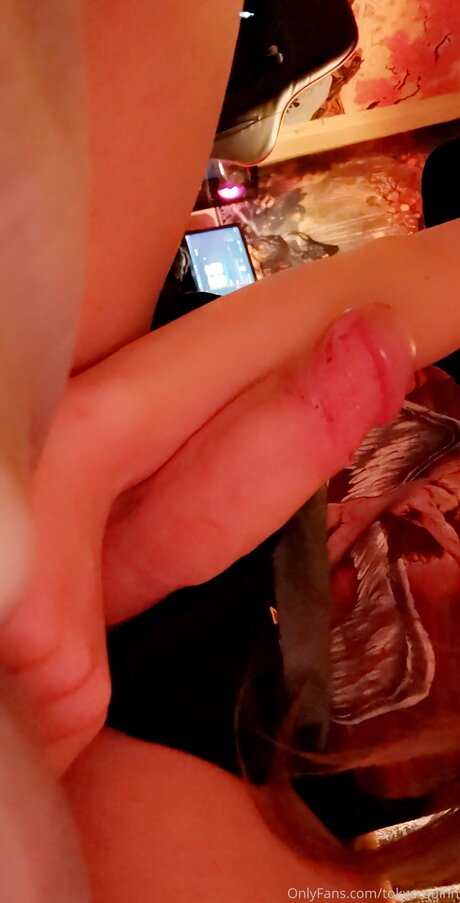 Tokyo Quinn model naked images