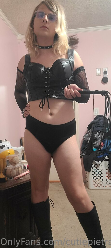 Cutiepietrans22 pornstar sexy pictures