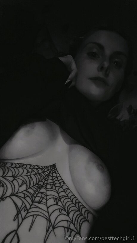 Pesttechgirl 1 pornstar adult gallery