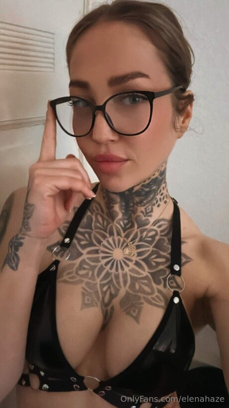 Elenascrib xxx pornstar pic