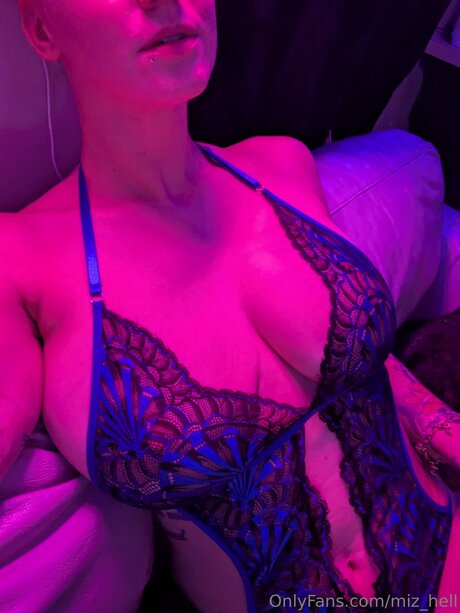 Miz Hell model pornographic picture