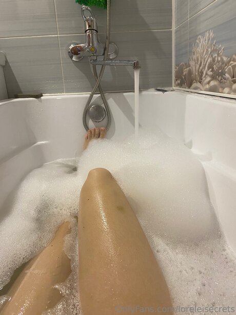 mature squirt onlyfans pornographic images