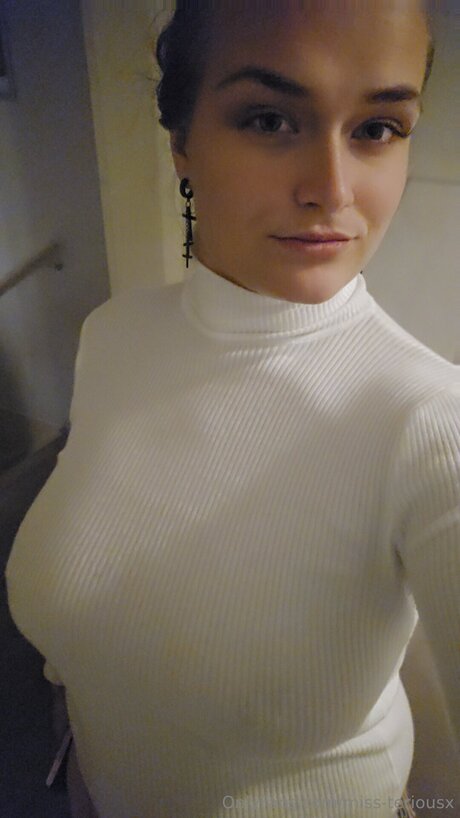 Miss Teriousx thumbnail