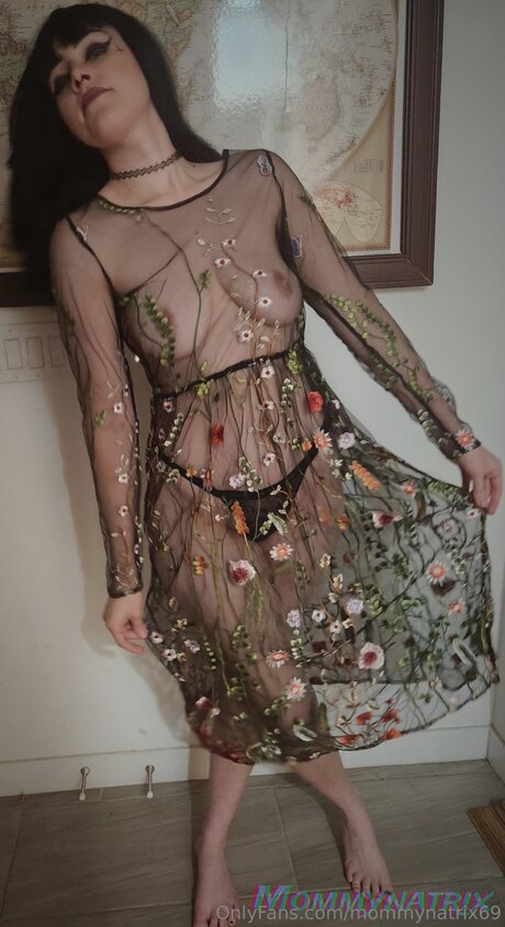 Mommynatrix69 hot pornstar pic