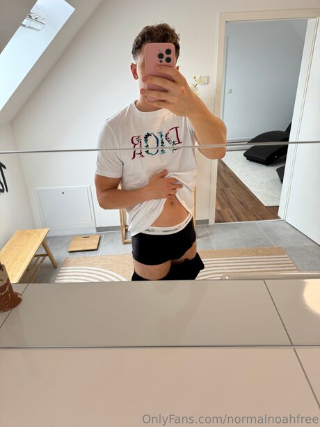 Normalnoahfree high quality star photos