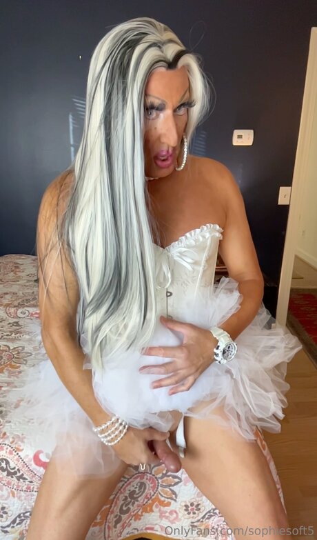 Sophiesoft5 model adult photo