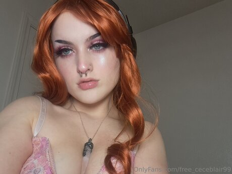 Free Ceceblair99 pornstar naked photo