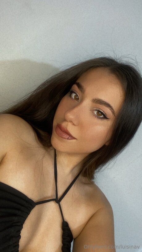 Luisinav sexy model images