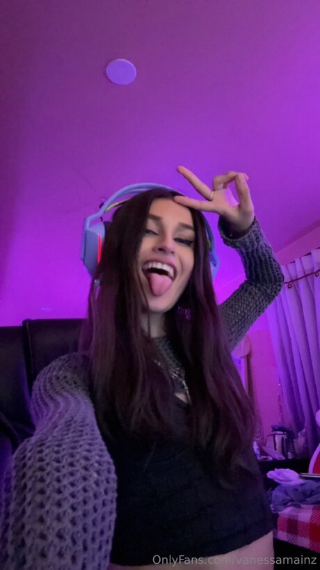 Vanessamainz model hd archive
